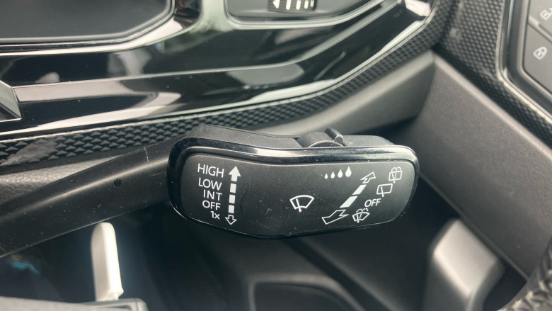 Volkswagen Polo 1.0 TSI Life 5dr Petrol Hatchback